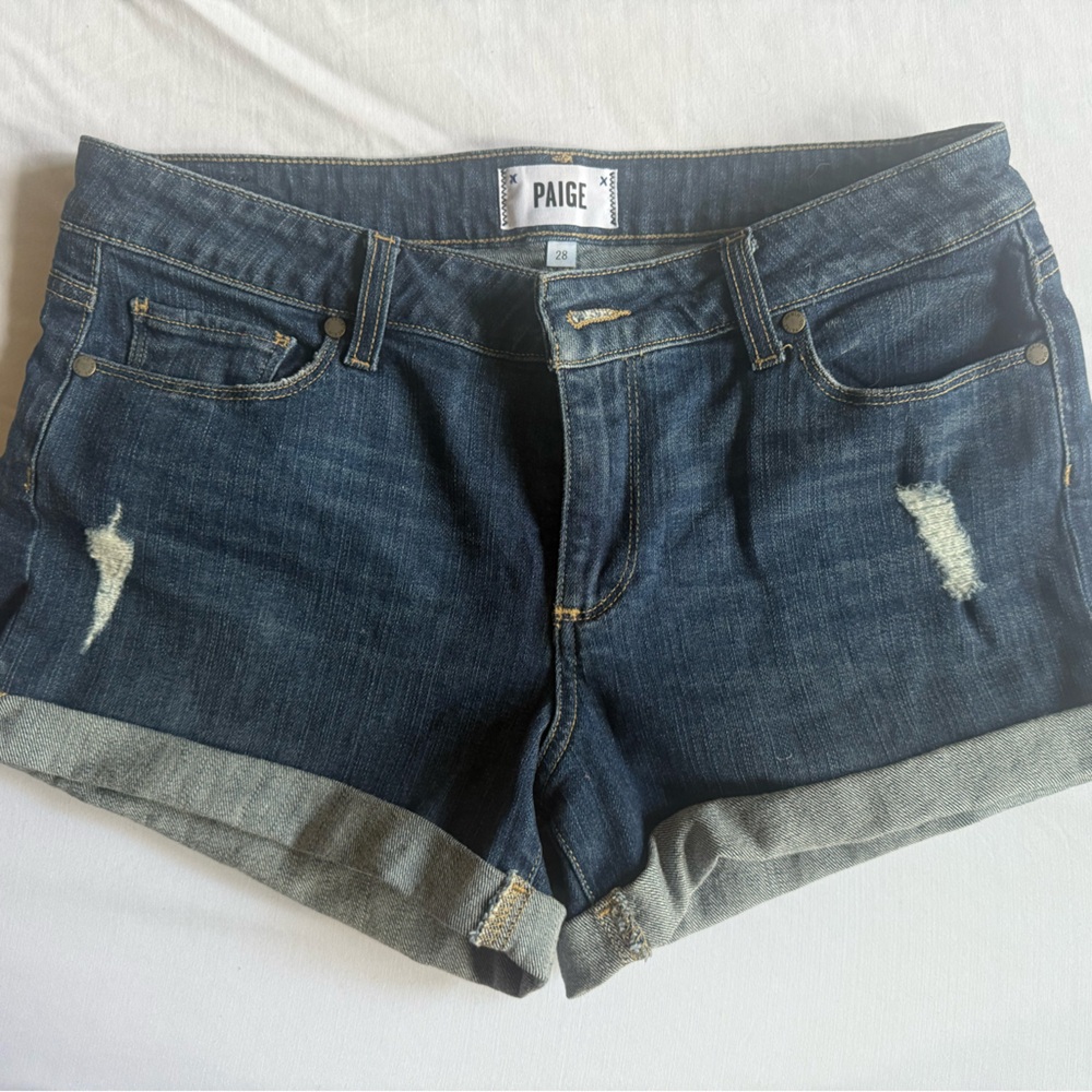 PAIGE Blue Distressed Jimmy Jimmy Jean shorts size 28
